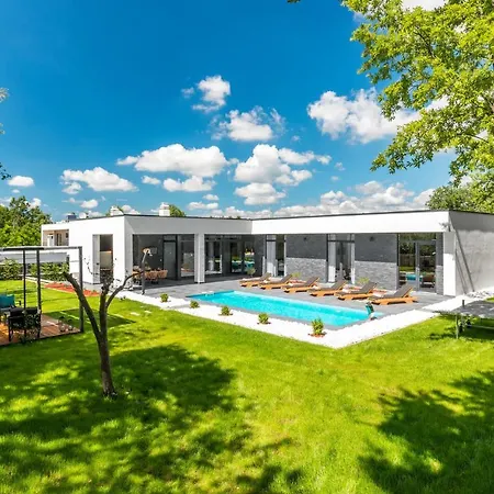 Villa Line Sivati